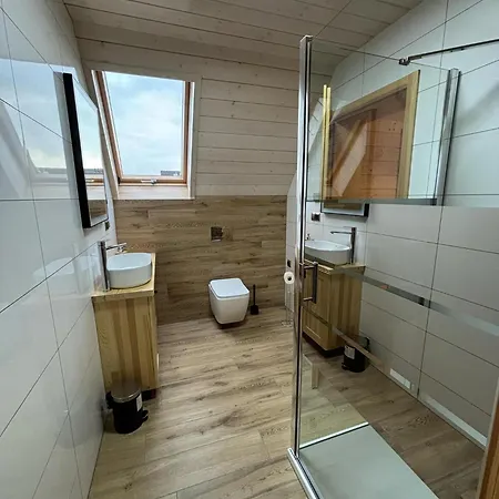 Lesna Ostoja Lägenhet *